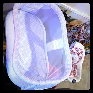 Halo bassinet